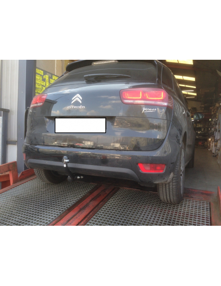Attelage Citroen C4