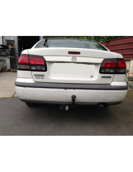 Attelage pour Mazda