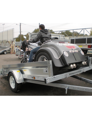 Remorques plateaux multi usages REV300SF Remorques plateaux multi usages REV300SF