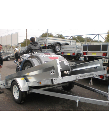 Remorques plateaux multi usages REV... Remorques plateaux multi usages REV...