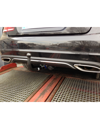 Attelage pour Mercedes Classe E phase... Attelage pour Mercedes Classe E phase...
