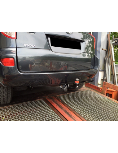 Attelage sur Toyota RAV4