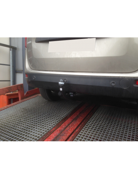 Attelage sur Dacia Lodgy