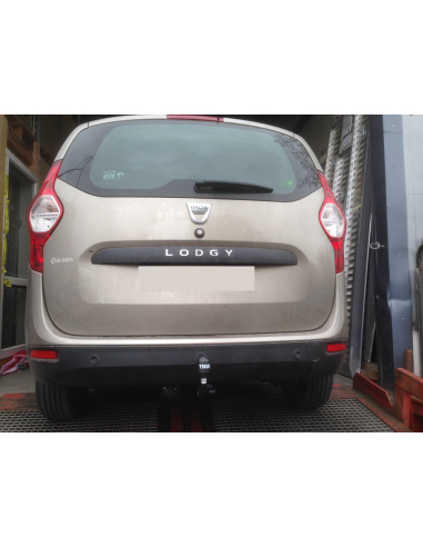 Attelage sur Dacia Lodgy