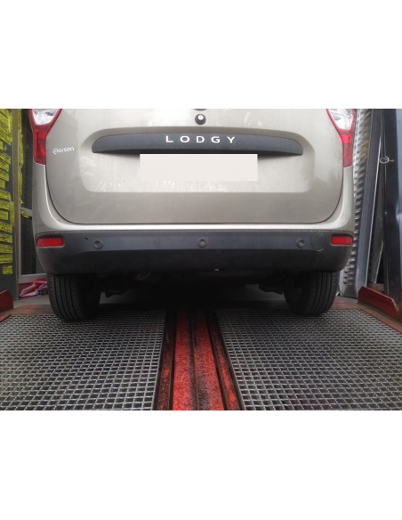 Attelage sur Dacia Lodgy
