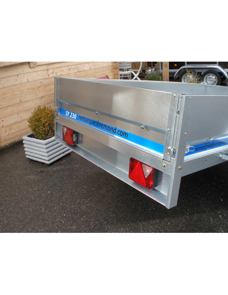 Remorque ERDE modèle SY230.