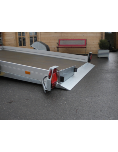 REMORQUES HUMBAUR...