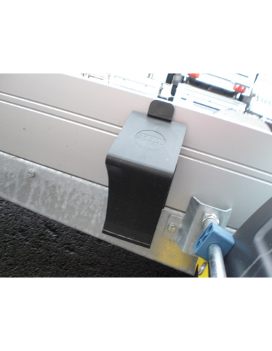 Remorque HUMBAUR plateforme SENKO