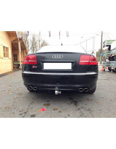 Attelage AUDI S8