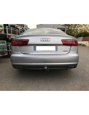 AUDI A6  AUDI A6