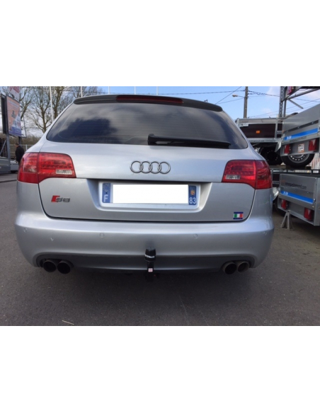 ATTELAGE AUDI S6