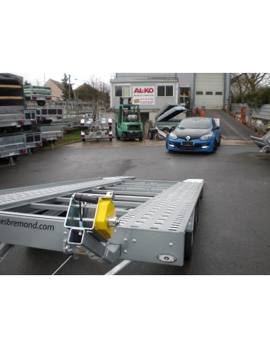 Porte voiture HUMBAUR 4107 Porte voiture HUMBAUR 4107