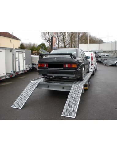 Porte voiture HUMBAUR 4107 Porte voiture HUMBAUR 4107