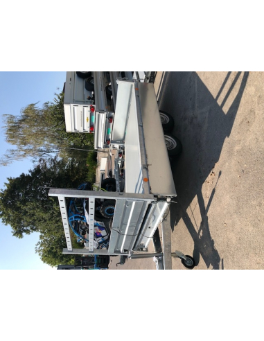 Remorque tri-benne 2 essieux roues... Remorque tri-benne 2 essieux roues...