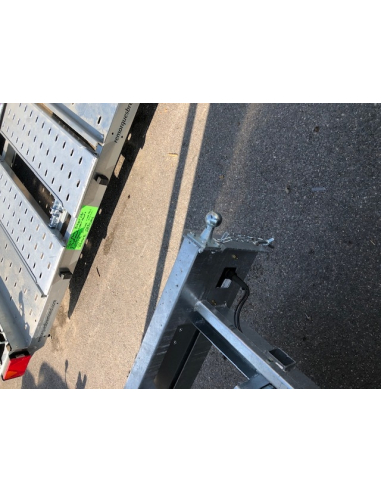 Remorque tri-benne 2 essieux roues... Remorque tri-benne 2 essieux roues...