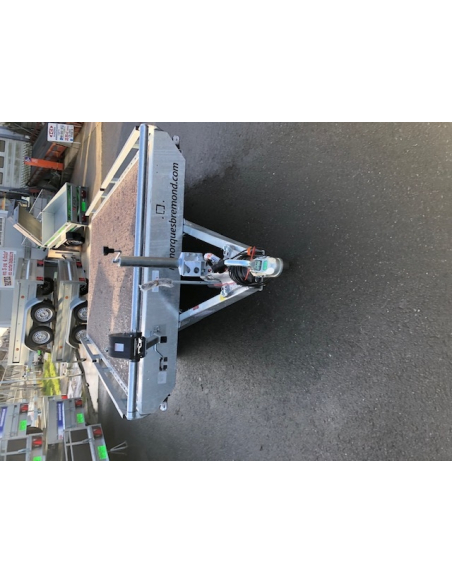 Remorque plateau NU roues intérieures surbaissées. REF RIS400F350