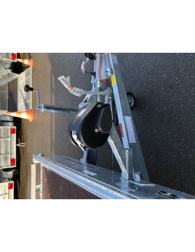 Remorque plateau NU roues intérieures... Remorque plateau NU roues intérieures...