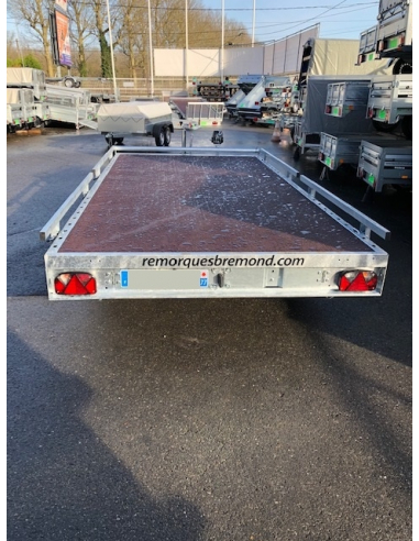 Remorque plateau NU roues intérieures... Remorque plateau NU roues intérieures...