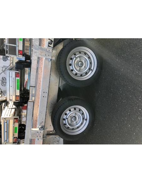 Remorque plateau NU roues intérieures surbaissées. REF RIS400F350