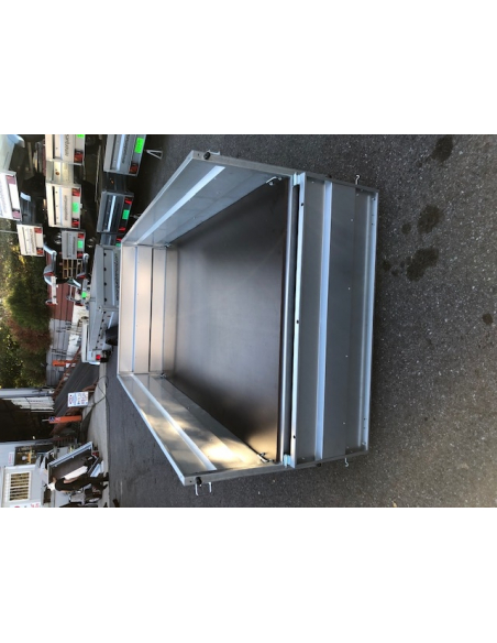 Remorque 1 essieu freiné 750kg ref GO251F75