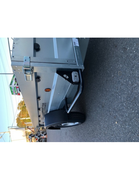 Remorque 1 essieu freiné 1300kg ref GO251F130